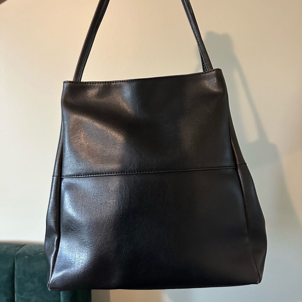 Matt & Nat Willa Black Tote Bag - Picture 2 of 4